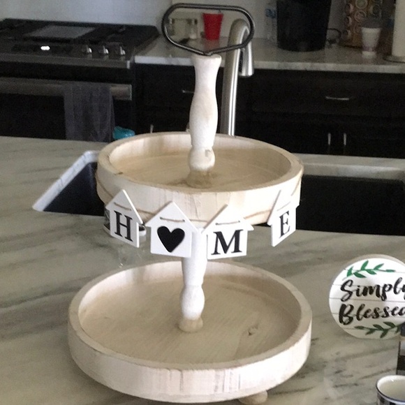 2 Tier Wooden Tray with Accessories - Picture 3 of 4